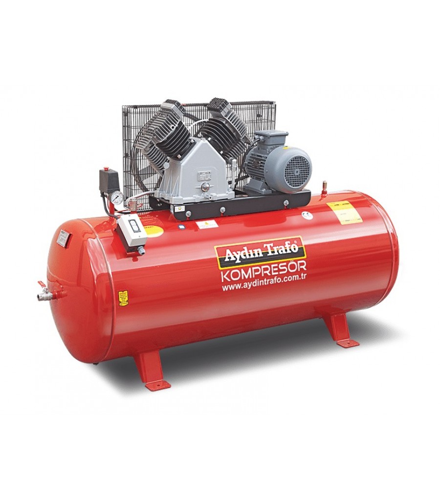 PİSTONLU HAVA KOMPRESÖRÜ TEK KADEME 300 LT. 5,5 HP